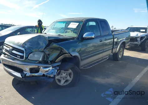 2000 Toyota Tundra Sr5 V8 z USA, uszkodzony, nr VIN 5TBRT3418YS001269